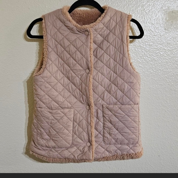 Zara Beige Quilted Vest - Picture 3 of 12